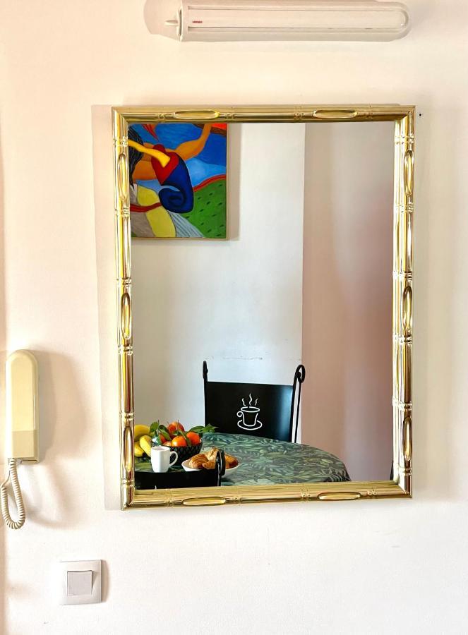 Apartment Art Chaudronniers *